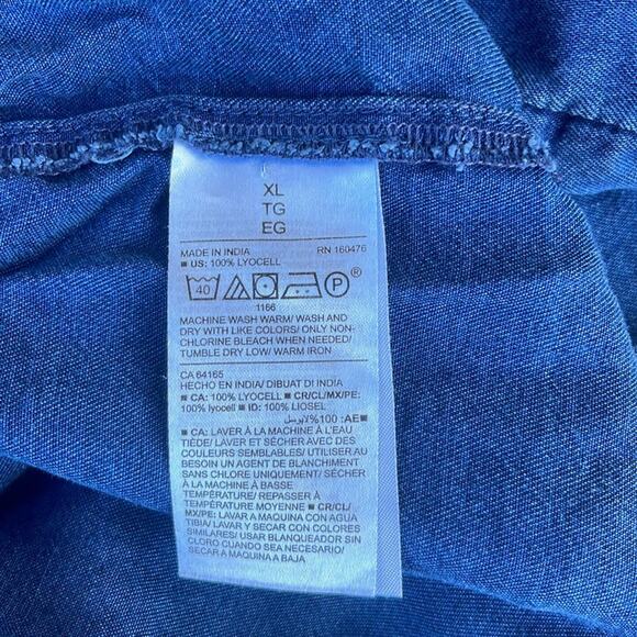 Old Navy chambray long sleeve v-neck blouse size XL - Picture 4 of 7